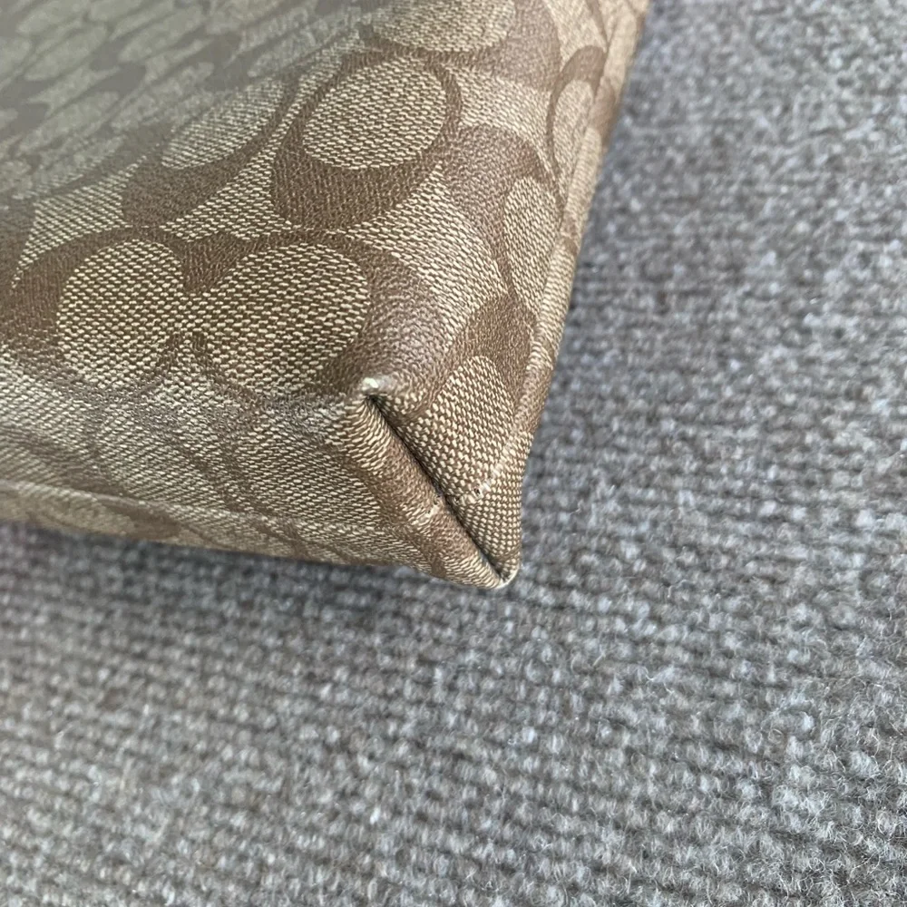 Coach Orange and Tan Cross Body - Picture 5 of 14